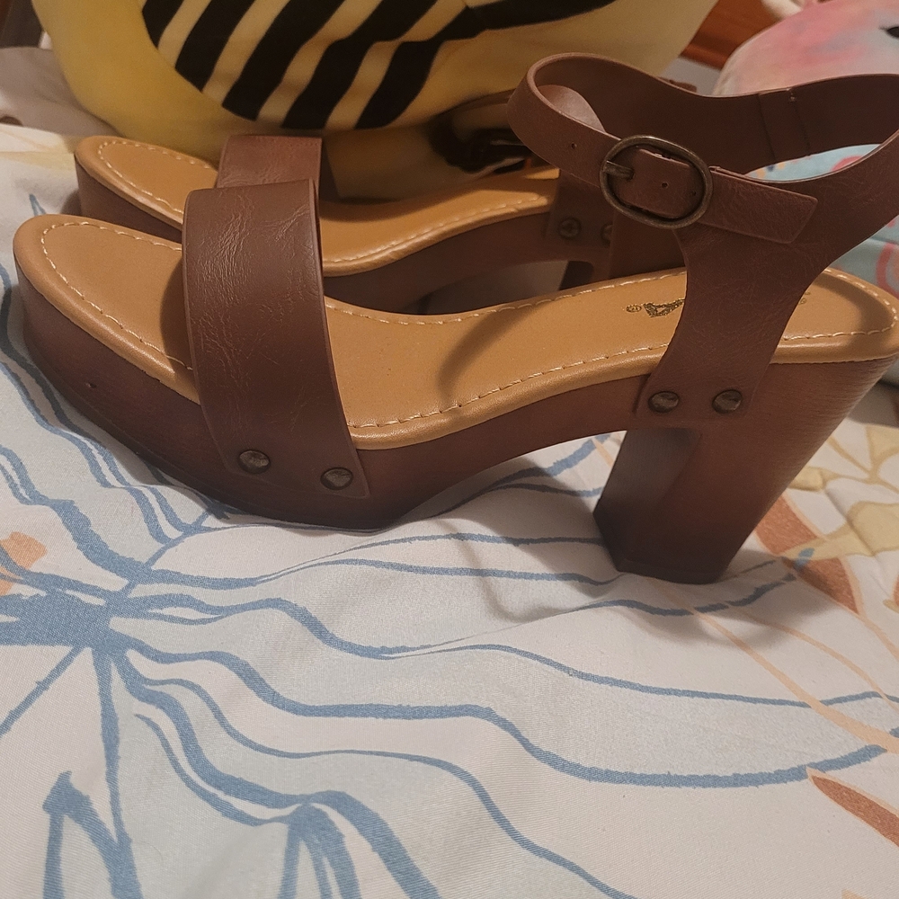 Soda Brown Platform Heels